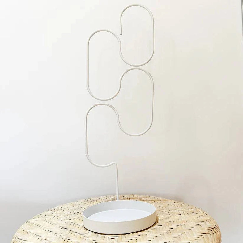 Squiggle plant stand trellis